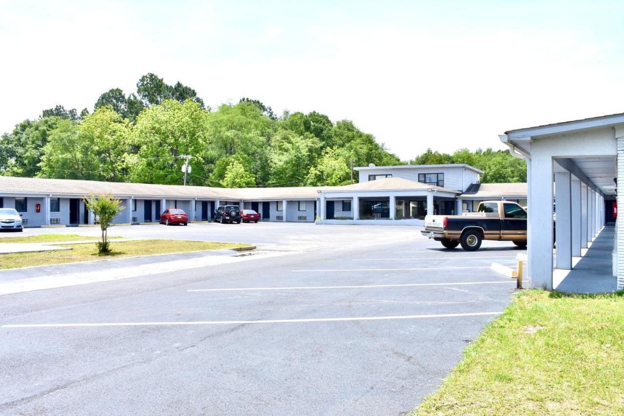Rodeway Inn Swainsboro Dış mekan fotoğraf