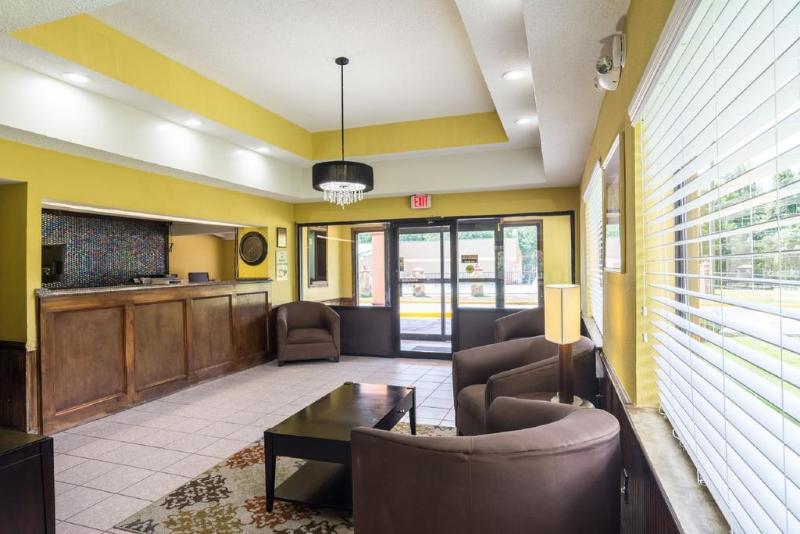 Rodeway Inn Swainsboro Dış mekan fotoğraf