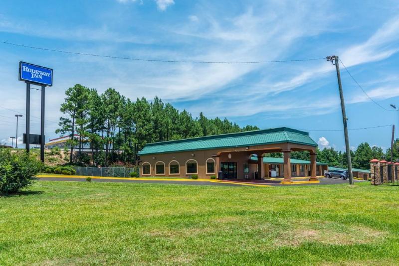 Rodeway Inn Swainsboro Dış mekan fotoğraf