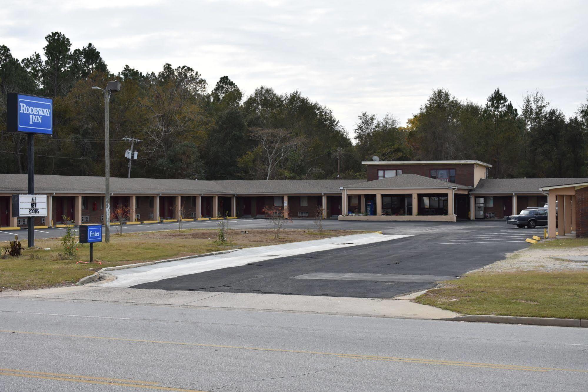 Rodeway Inn Swainsboro Dış mekan fotoğraf