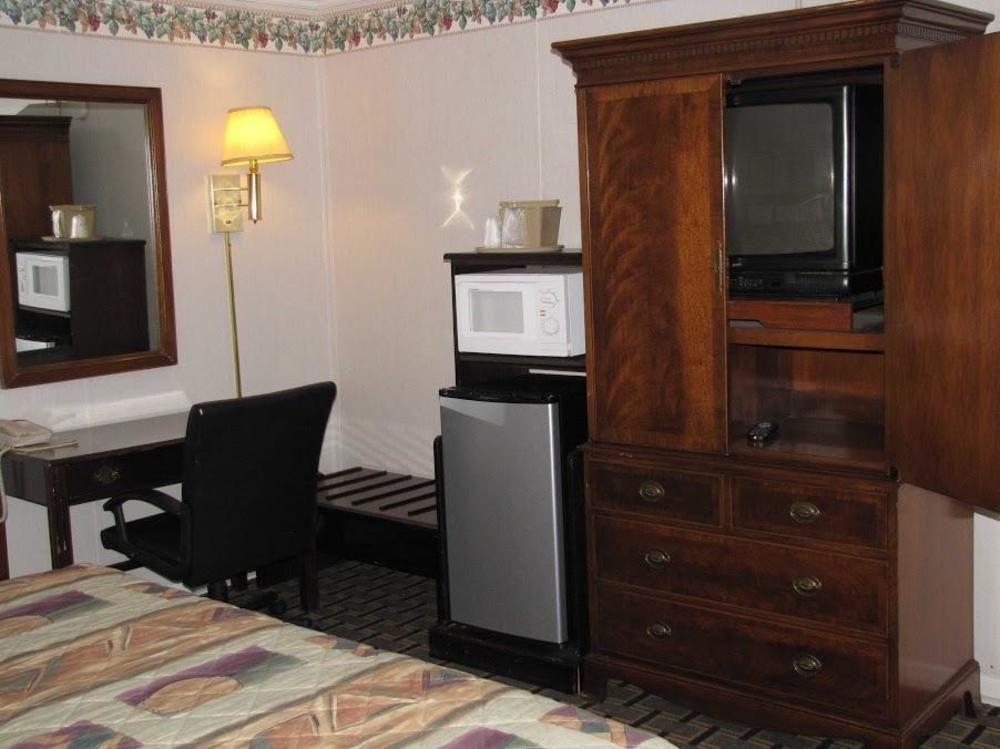 Rodeway Inn Swainsboro Dış mekan fotoğraf