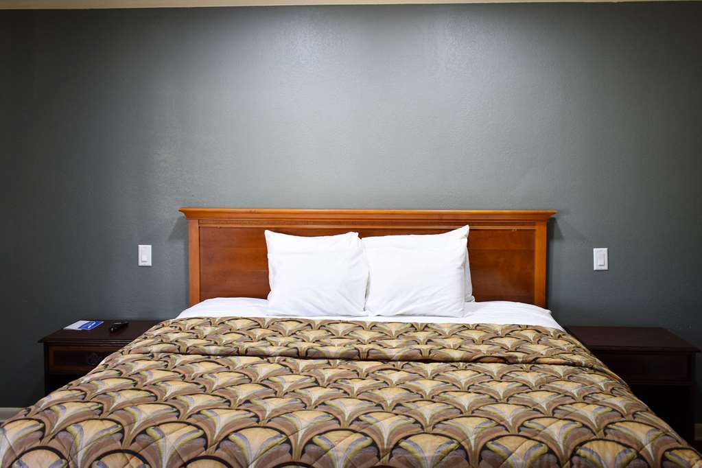 Rodeway Inn Swainsboro Oda fotoğraf
